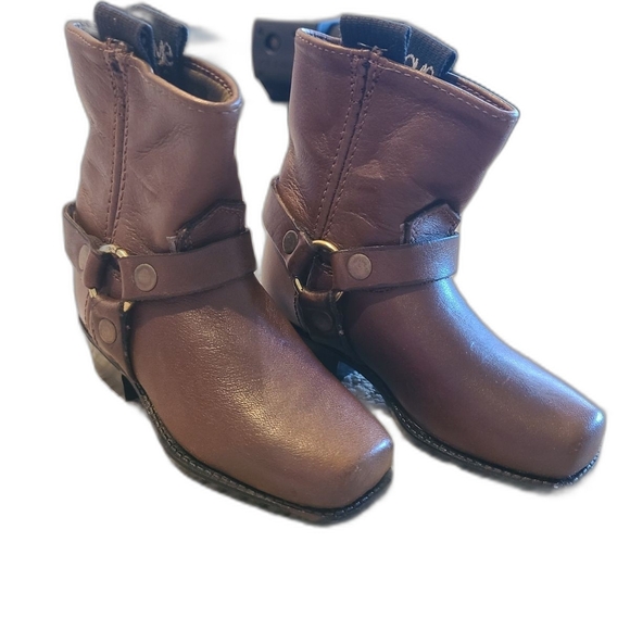 Acme Other - Vintage Acme Toddler Harness Boots Brown Leather Size 6D Western